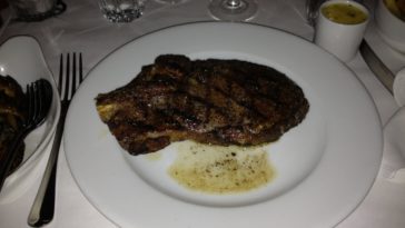 Are LongHorn ribs good?