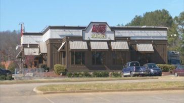 Are all Logan's Roadhouse locations closing?