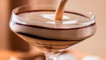 Are drink refills free at Olive Garden?