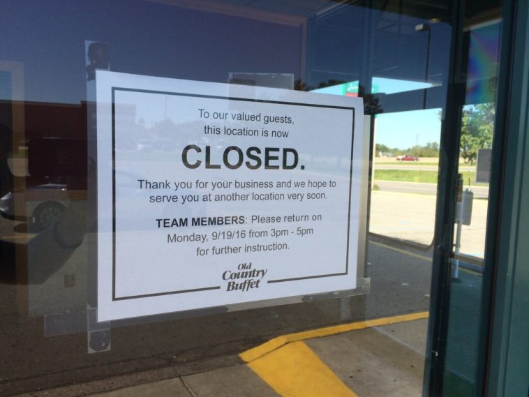 Are there any old country buffets open in Michigan?