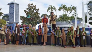 Can you get free refills at Disneyland?