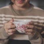 Can you wear acrylics at Mcdonald's?