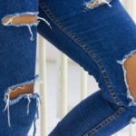 Can you wear ripped jeans to the bar?