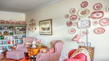 Did Hometown Buffet go out of business?