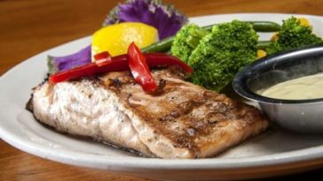 Do you get a free meal at Texas Roadhouse on your birthday?