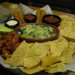 Does Applebee's serve Thanksgiving dinner?