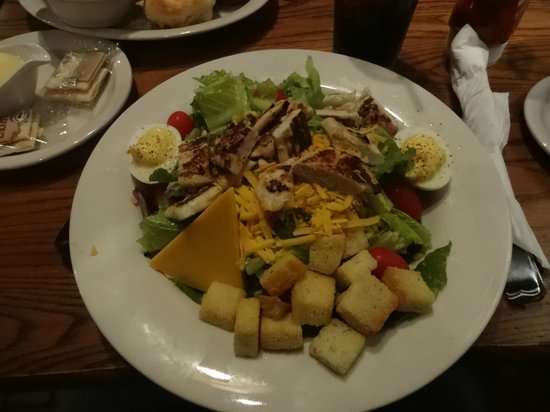 Does Cracker Barrel have a Caesar salad?