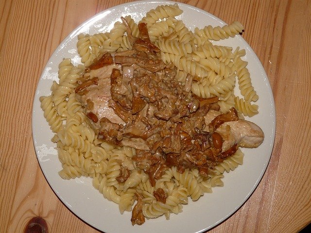 Does Cracker Barrel have steaks?