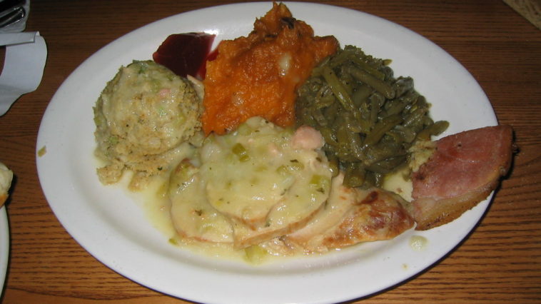 Does Cracker Barrel have turkey and dressing?