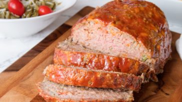 Does Cracker Barrel serve ribeye steak?