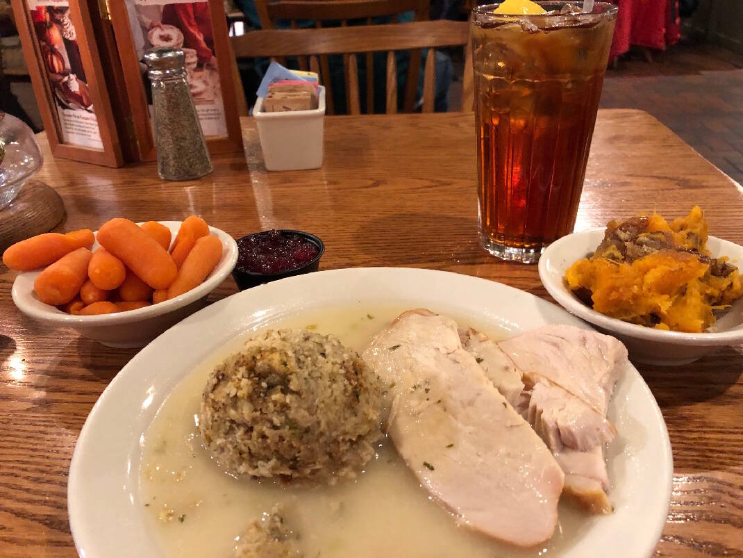 Does Cracker Barrel Serve Turkey And Dressing Everyday