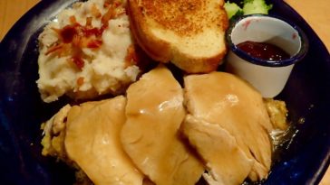 Does IHOP have turkey dinner?