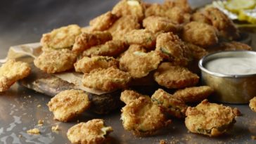 Does LongHorn have fried pickles?