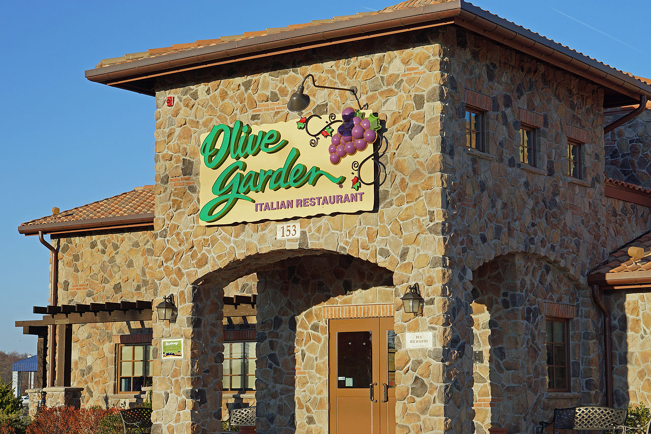 Does Olive Garden give breaks?