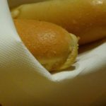 Does Olive Garden make you pay for breadsticks?