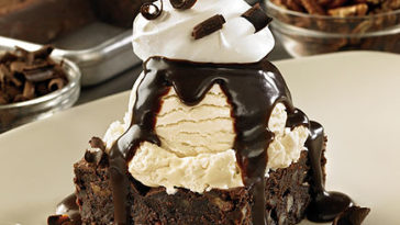 Does Outback do free birthday dessert?