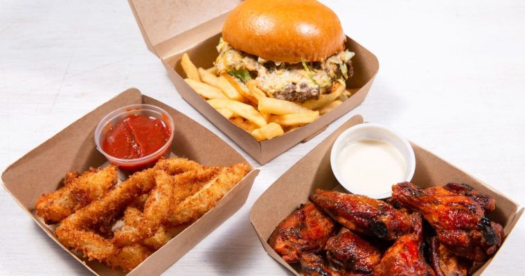 Does Popeyes deliver for free?