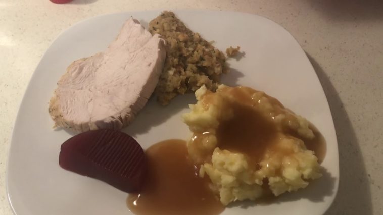 Does Walmart sell cooked turkeys?