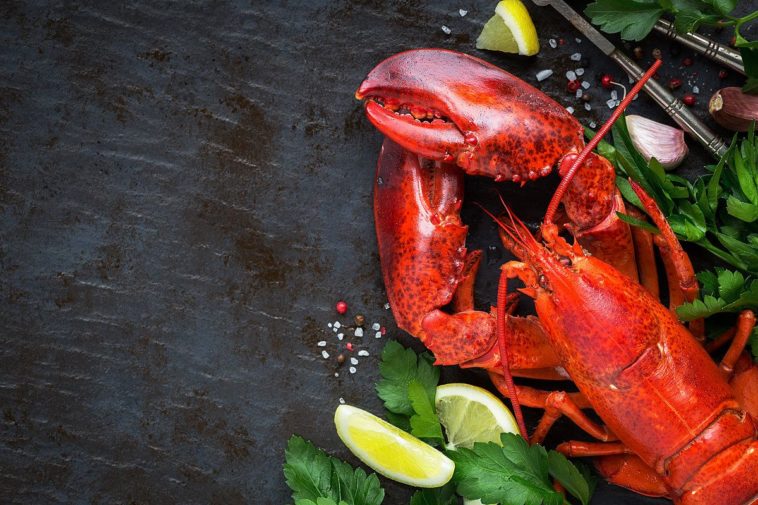 Does imitation lobster taste like lobster?