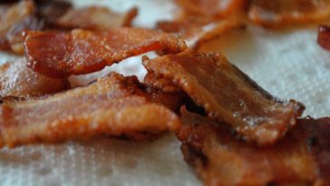 Does turkey bacon need to be refrigerated?