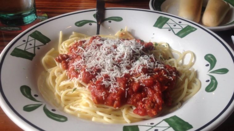 How Does Olive Garden cook their spaghetti?