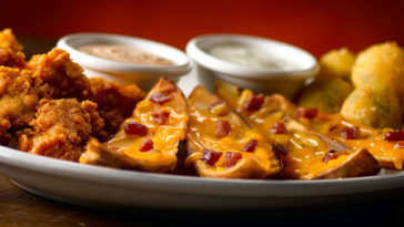 How do I get free appetizers at LongHorn?