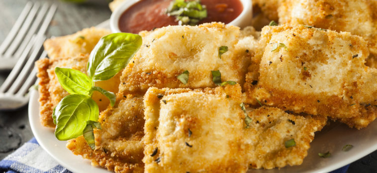 How do you eat toasted ravioli?