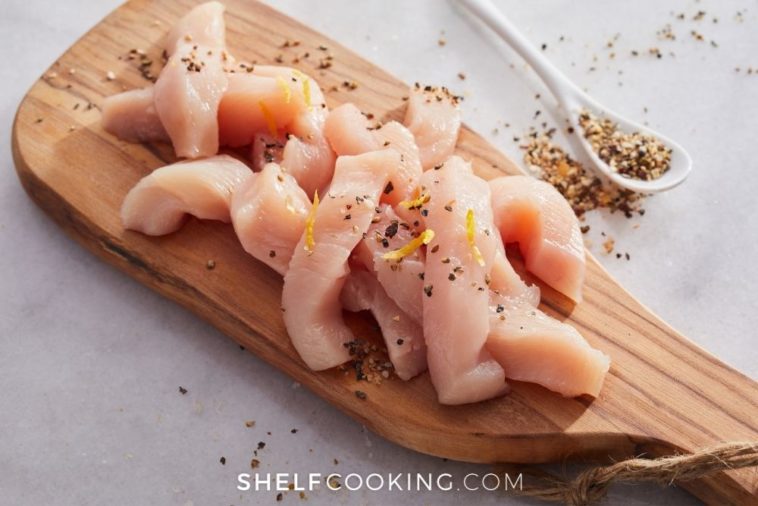 How long can raw turkey breast stay in fridge?