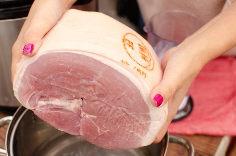 How long should I boil a 1KG gammon for?