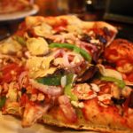 How many slices are in a $5 Little Caesars Pizza?