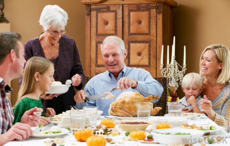 How much does the average family spend on Thanksgiving dinner?