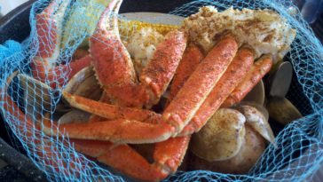How much is a bucket of snow crab at Joe's Crab Shack?