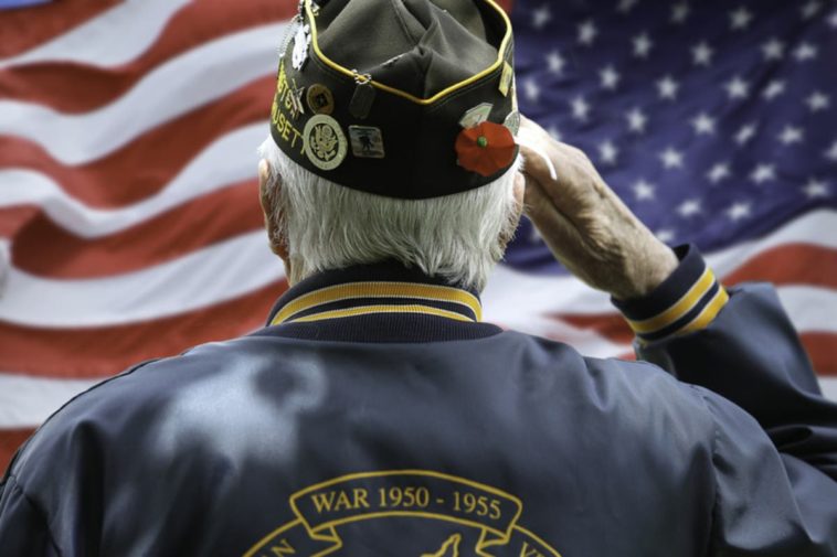 Is Applebee's giving free meals to veterans?