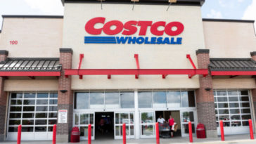 Is Costco open on Thanksgiving?
