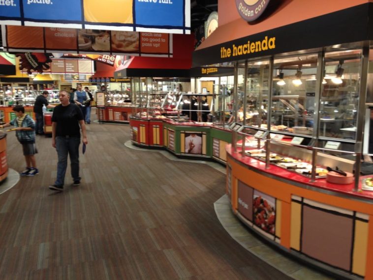 Is Golden Corral still buffet style?