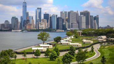 Is McDonald's open 365 days a year?