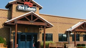Is Red Lobster going out of business 2020?