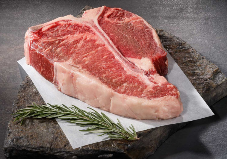 Is T-bone or porterhouse better?