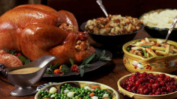 Is Walmart giving free turkey dinners?