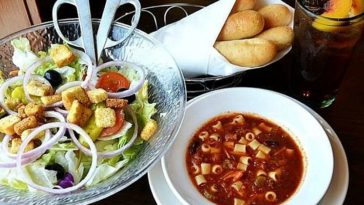 Is soup at Olive Garden Unlimited?