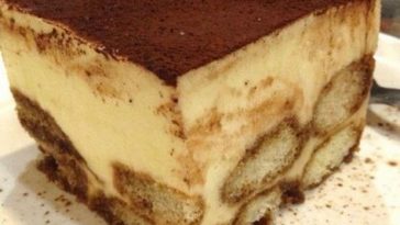 Is there alcohol in Olive Garden tiramisu?