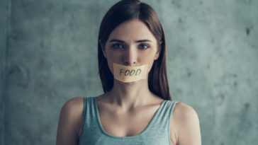 Should you starve yourself before a buffet?