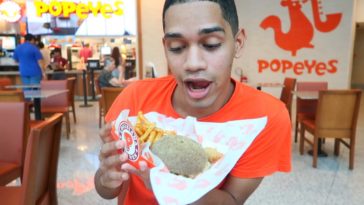 What comes in Popeyes $20 box?