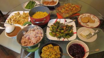 What do Cajuns eat for Thanksgiving?