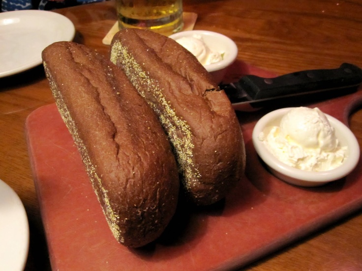 What is Outback bread made of?