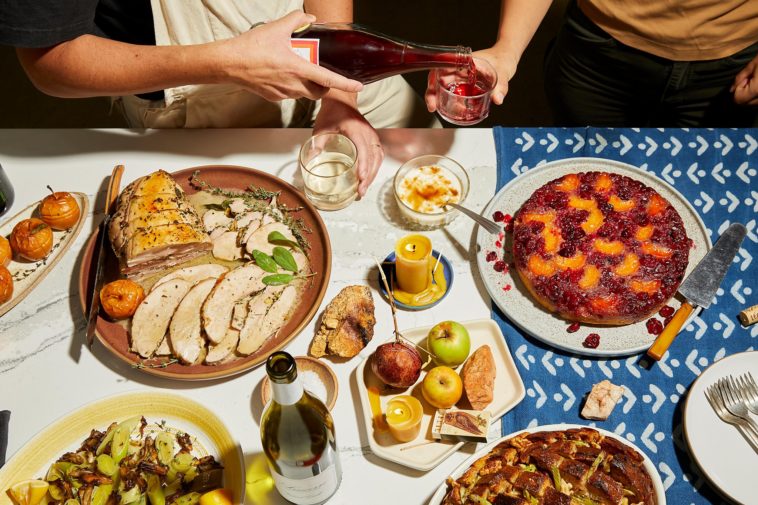 What is a traditional Thanksgiving meal?