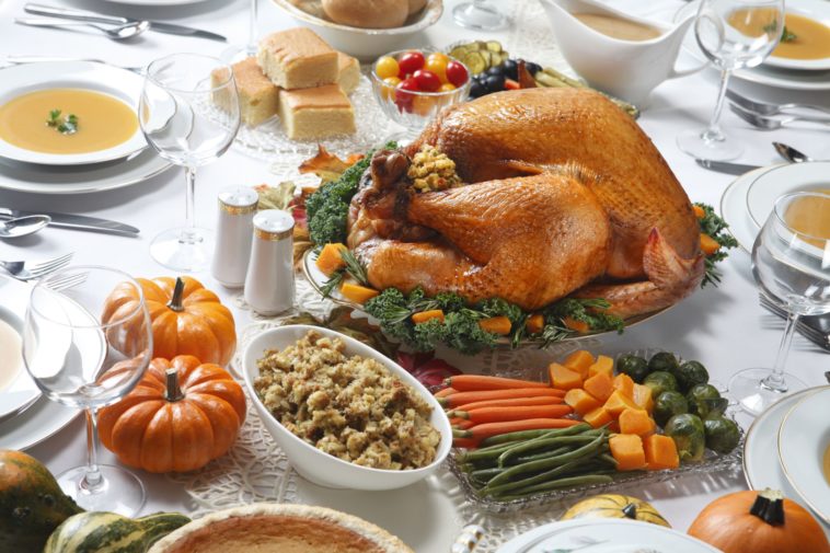 What is in a traditional Thanksgiving dinner?