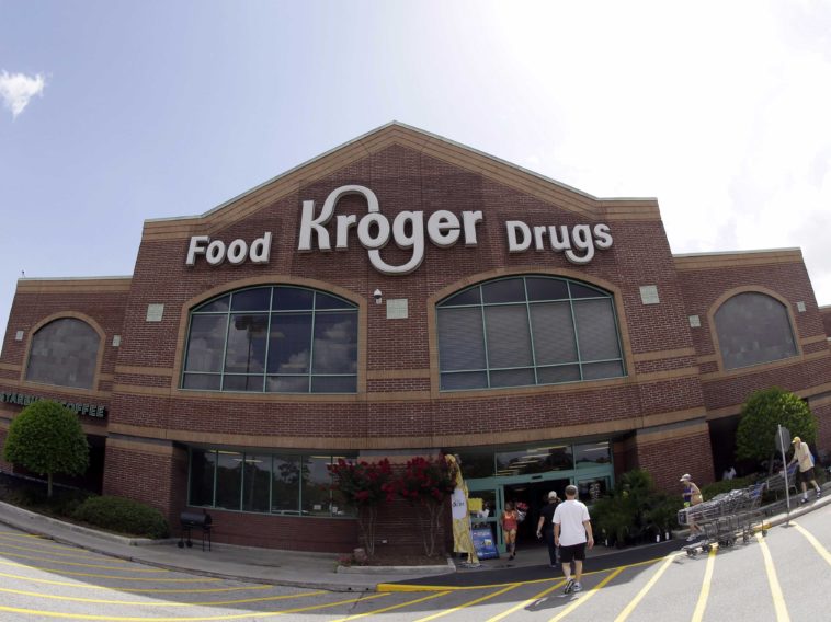 What is the Kroger Holiday savings bonus?