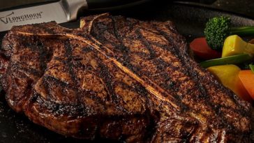 What is the biggest steak in LongHorn?