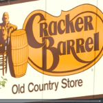 What is the pay week in Cracker Barrel?